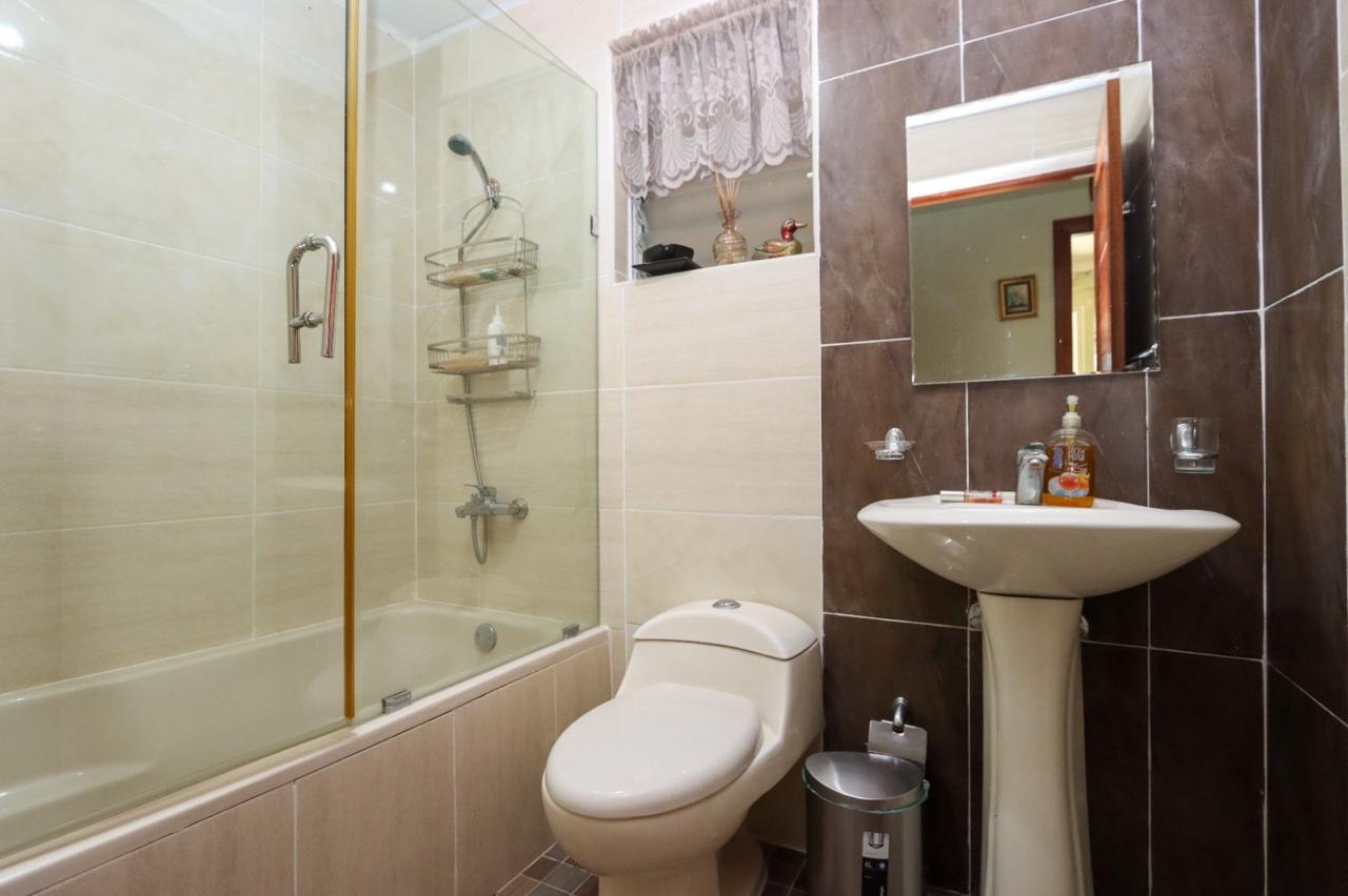 apartamentos - Apartamento en venta en Jardines del Sur 6