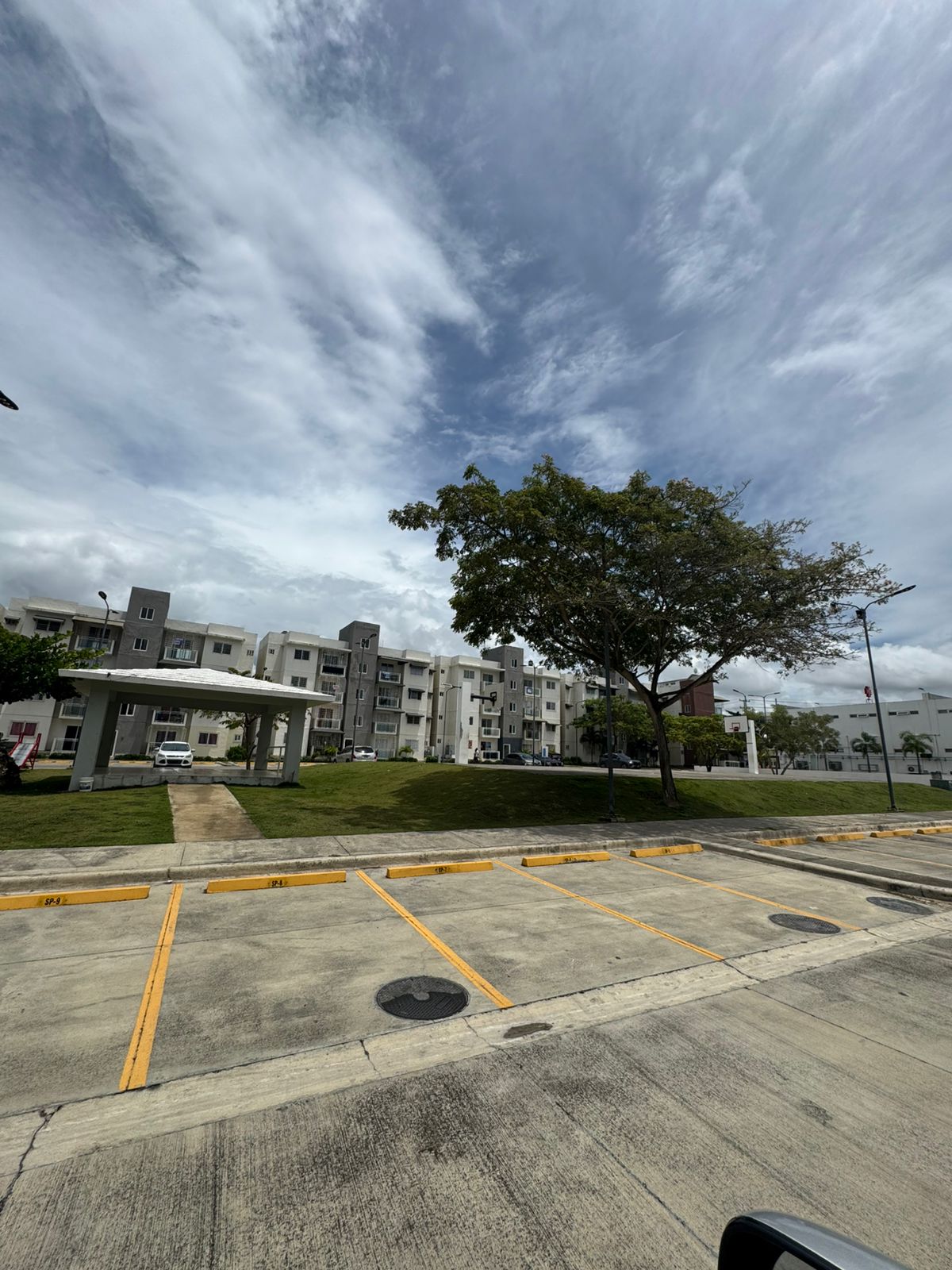 apartamentos - Piso 3 En Santo Domingo Este Residencial 1