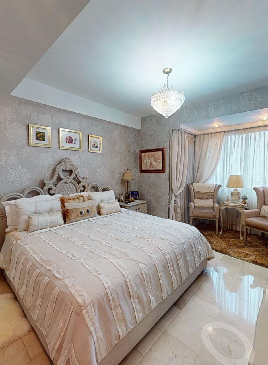 apartamentos - Vendo Los Cacicazgos, Esta propiedad  de 340m² en  9