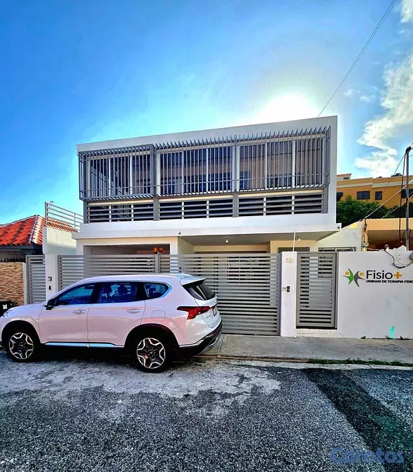 casas - CASA EN ALQUILER  en  Segundo Nivel próx. Avenida  1