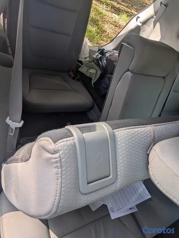 jeepetas y camionetas - Venta de kia sorento 2012 4x4 9