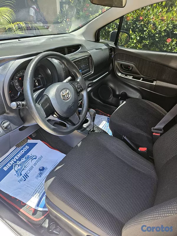 carros - Toyota vitz 2020 6