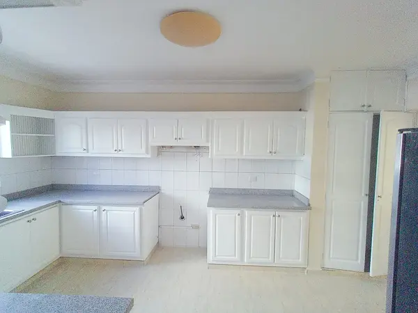 apartamentos - Se vende amplio apartamento en Evaristo Morales 6