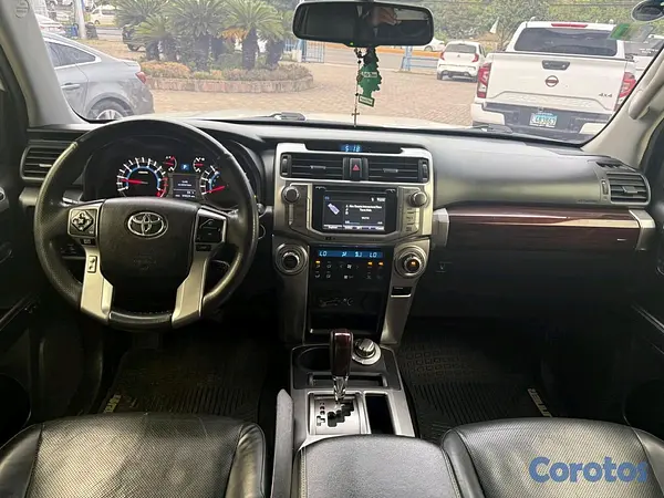 jeepetas y camionetas - Toyota 4runner limited 2016 6