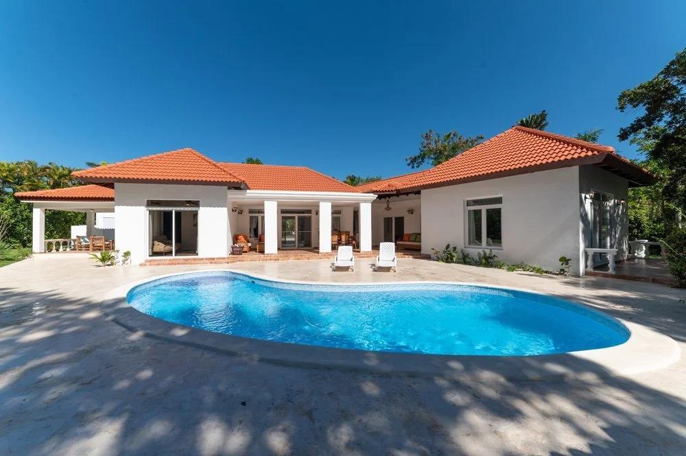 casas vacacionales y villas - Villa de Lujo Cerca del Mar y del Centro de Cabarete 2