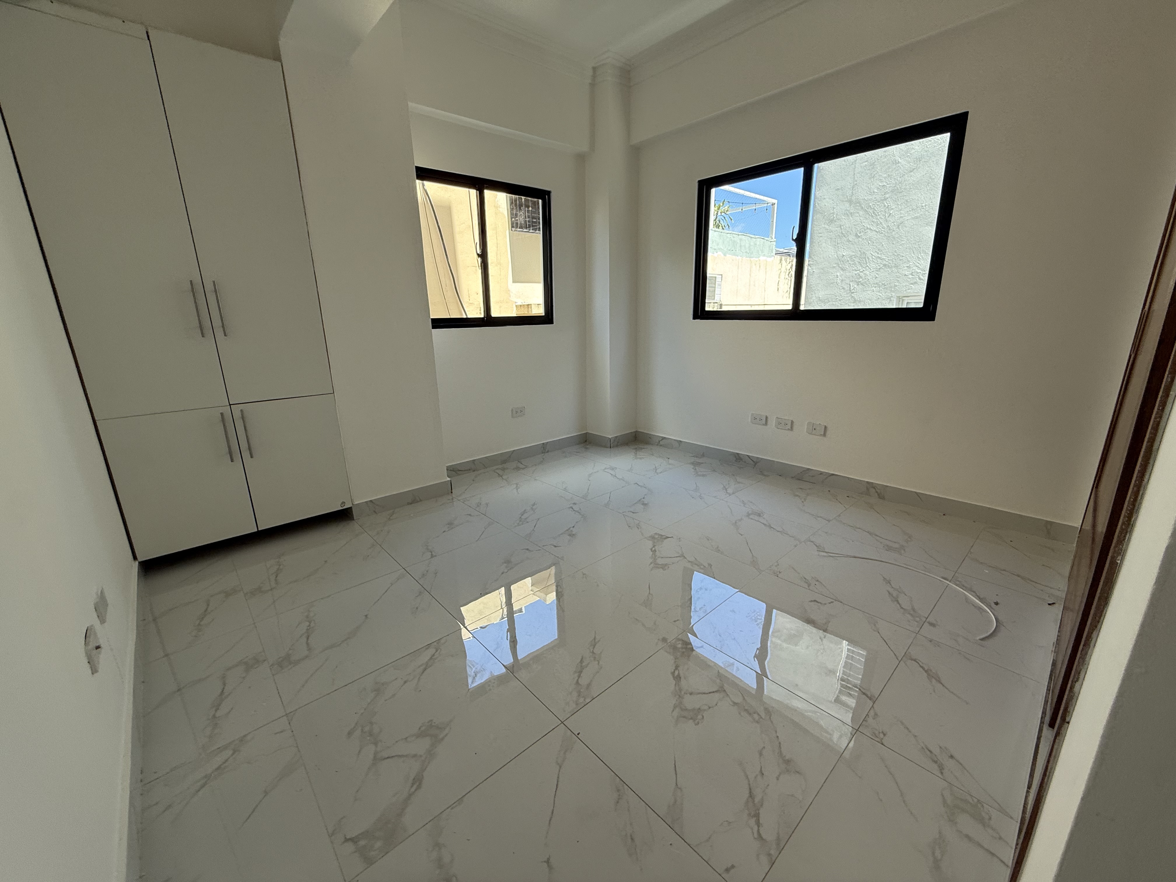 apartamentos - Vendo tercer nivel klm 7 independencia una hab 1.5 3