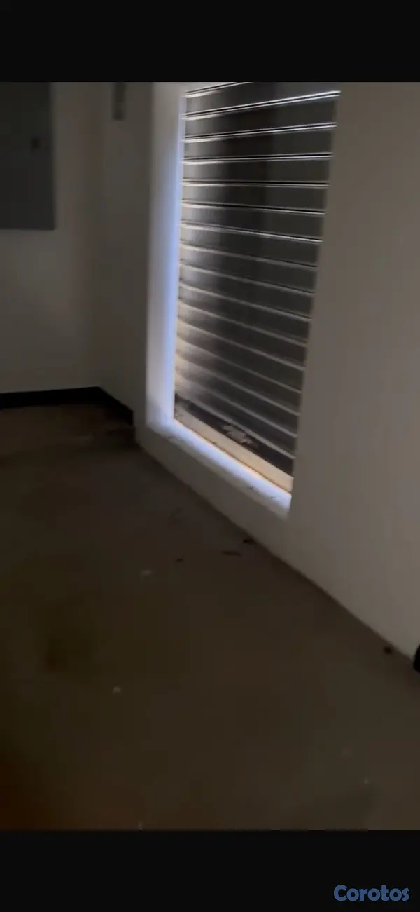oficinas y locales comerciales -  primer piso  3
