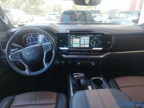 jeepetas y camionetas - 2024 Chevrolet Silverado High Country  8