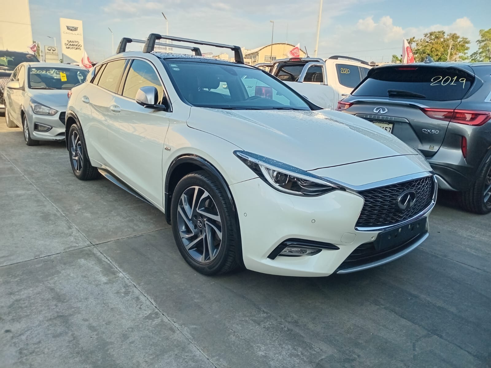 jeepetas y camionetas - Infiniti QX-30 2019 4