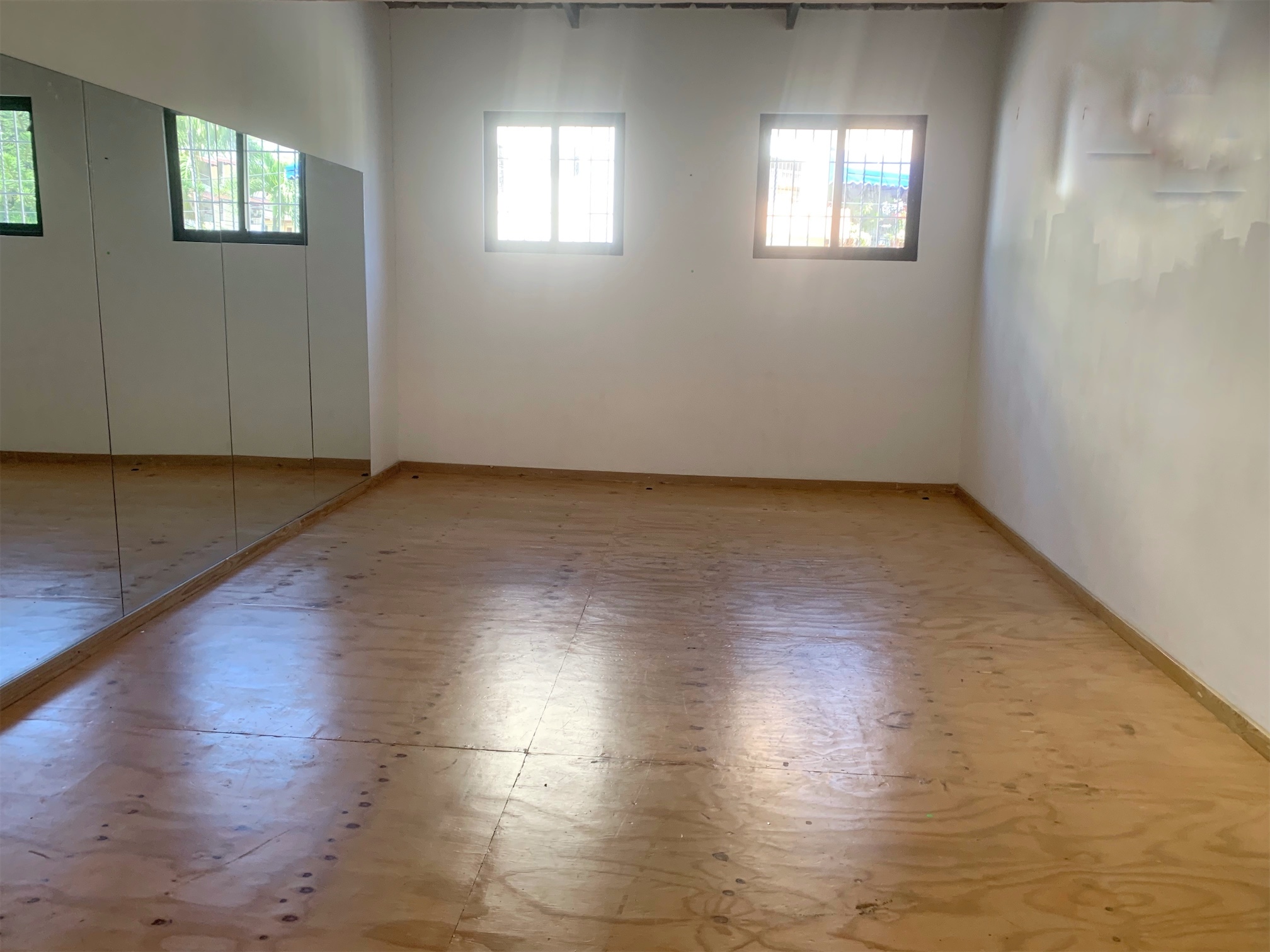 oficinas y locales comerciales - Local de 800 metros 1