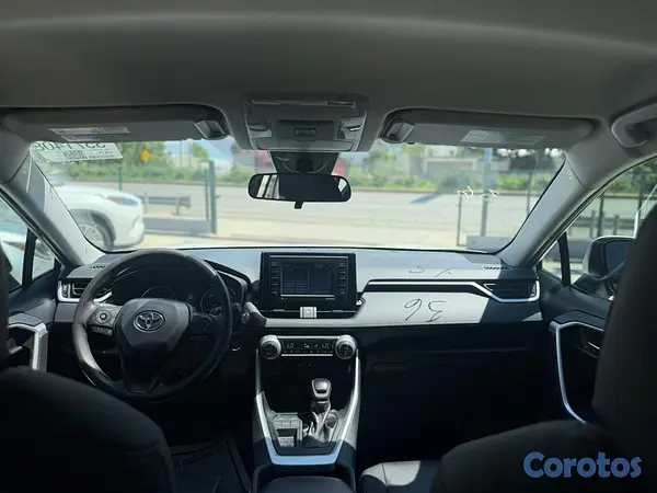 jeepetas y camionetas - Toyota RAV4 XLE 2022
 7