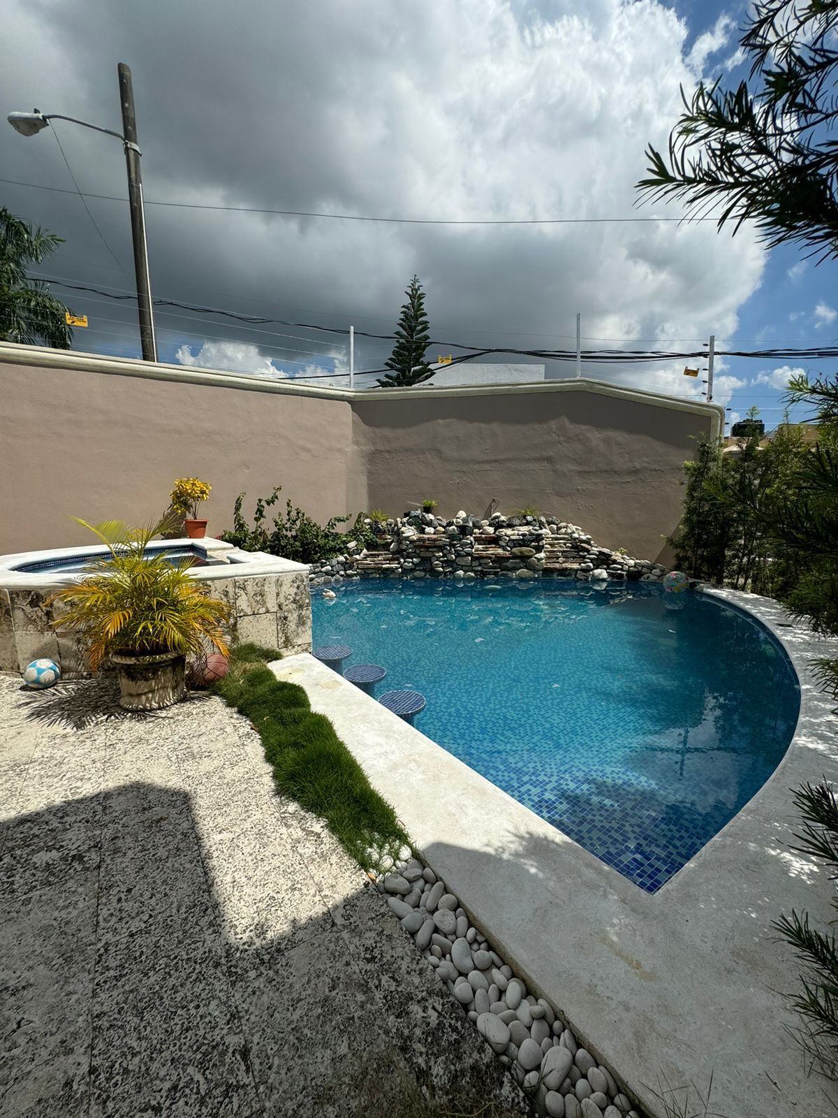 casas - Casa 2 Niveles con Piscina en Arroyo Hondo Viejo 0