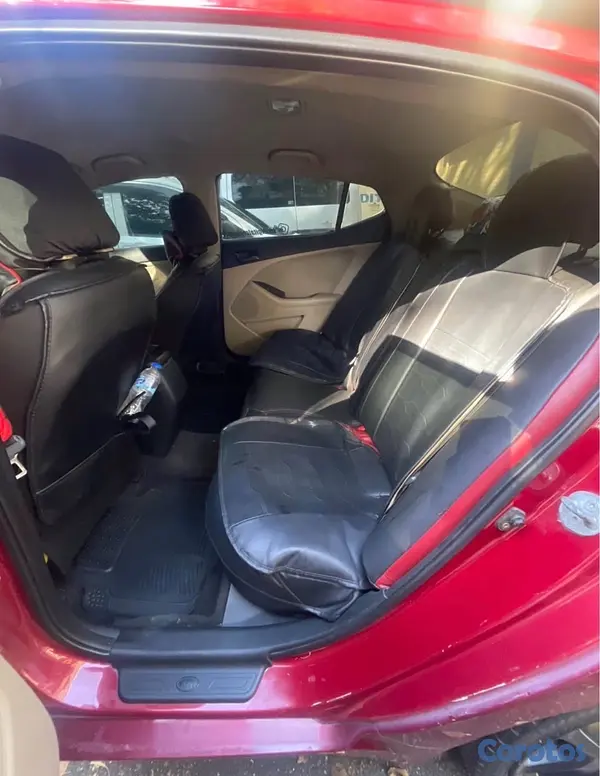 carros -  Motor DGI en excelentes condiciones
Kia óptima LX 2011 9