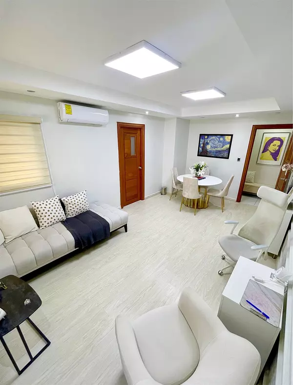 oficinas y locales comerciales - Local en evaristo morales  7