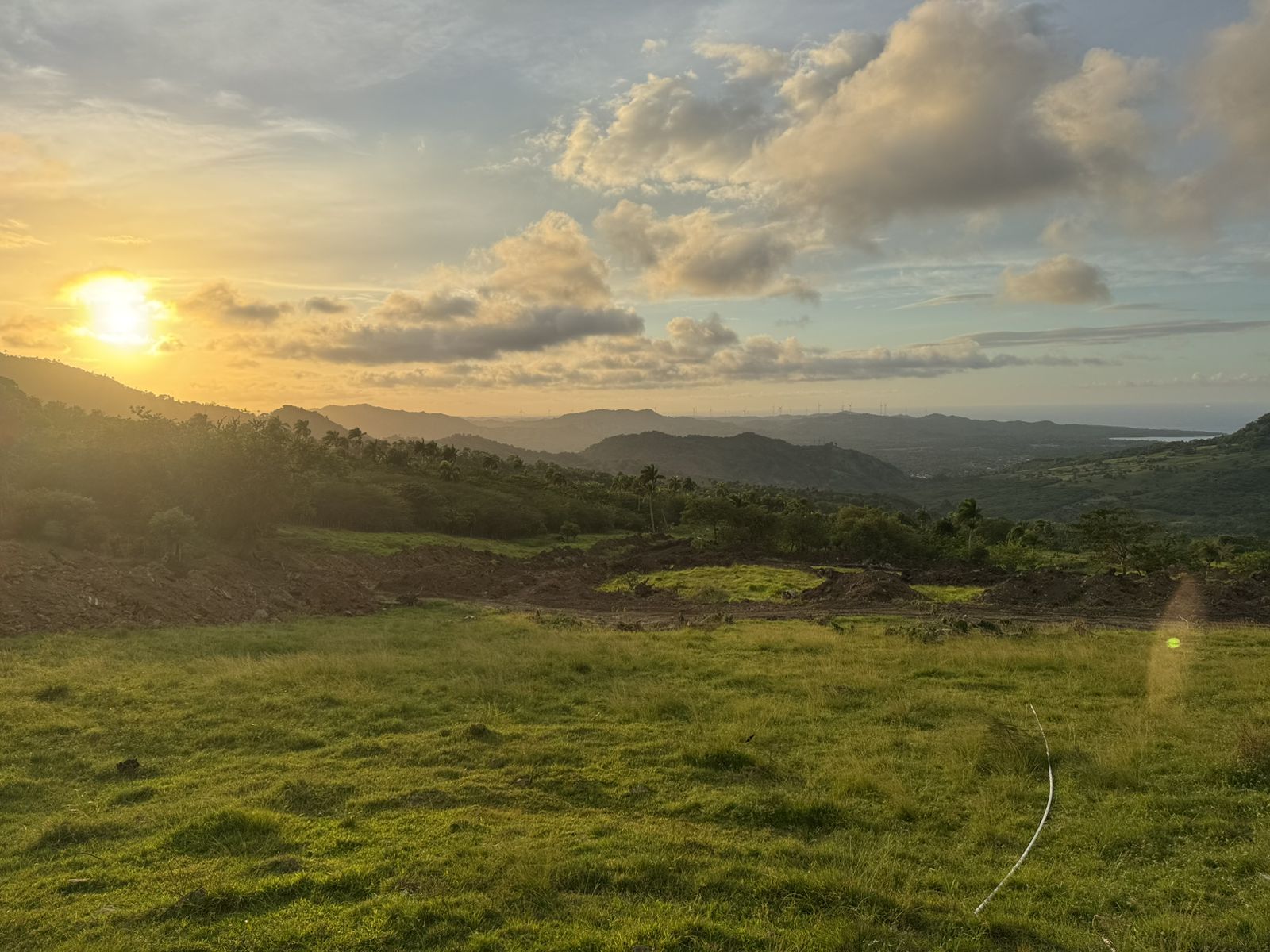 solares y terrenos - Solares próximo al cupey con una hermosa vista proyecto con amenidades  2