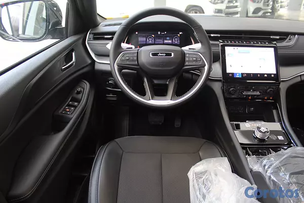 jeepetas y camionetas - Jeep Grand Cherokee Altitude 9