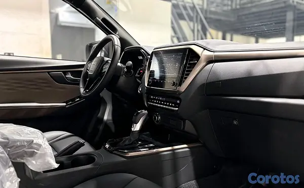 jeepetas y camionetas - Isuzu D-MAX LSE 2027 7