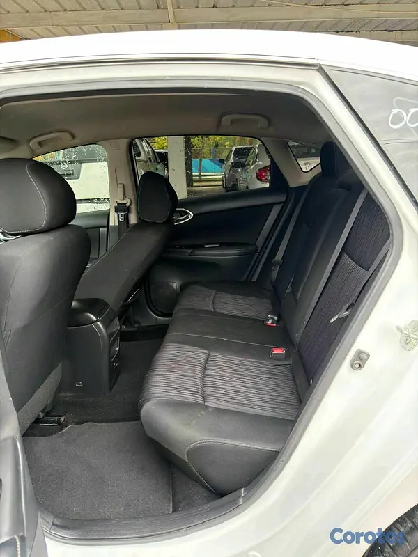 carros - Nissan sentra sv 2019 4