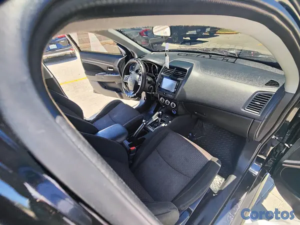 jeepetas y camionetas - Mitsubishi Outlander 8