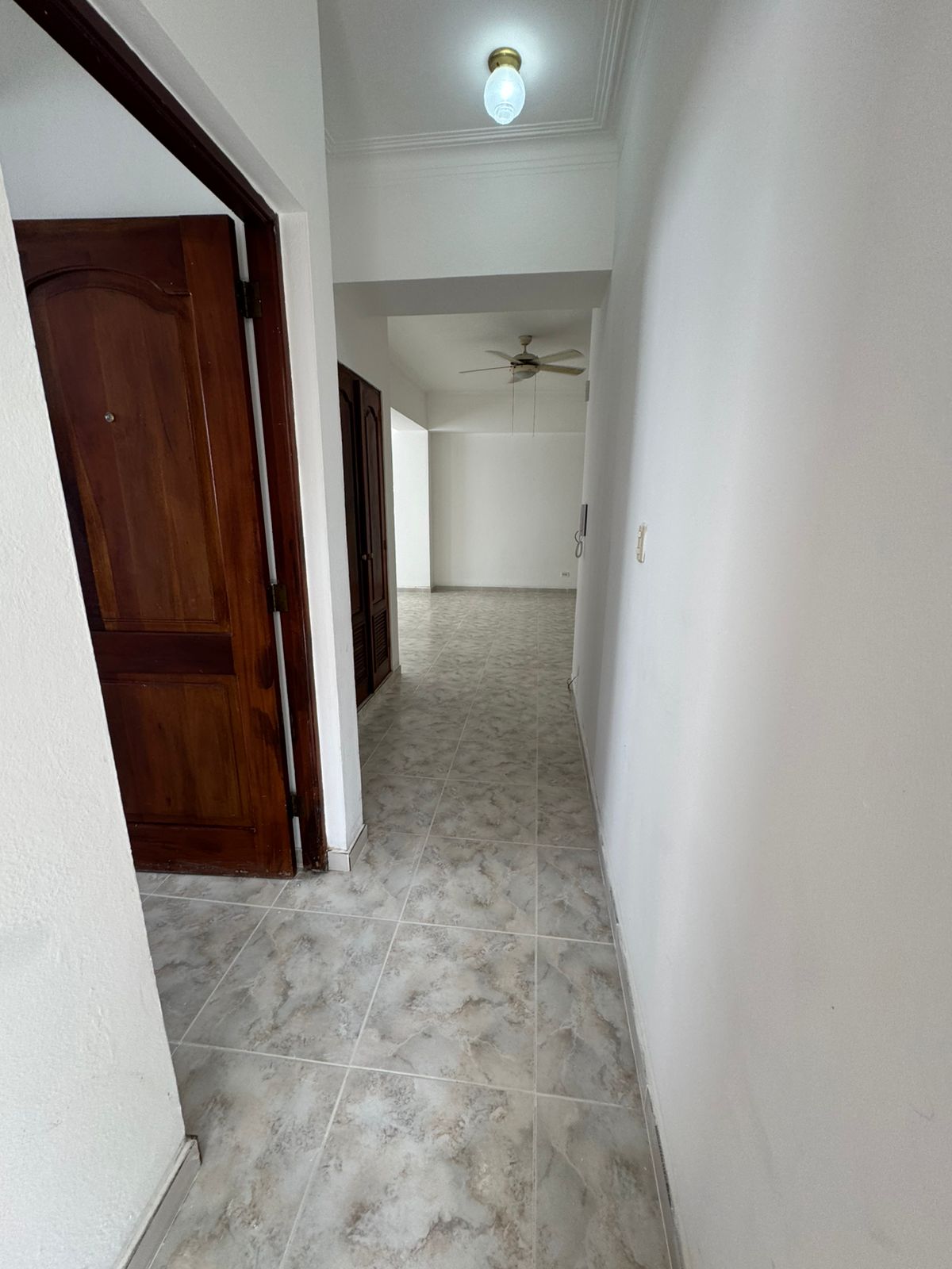 apartamentos - ALQUILO Piso 5 de 2 Habitaciones En Naco Próximo a Corazones Unidos Torre Olimpo 5
