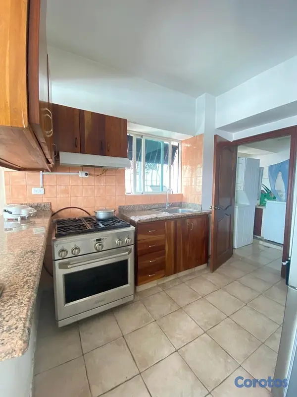 apartamentos - Apartamento clásico de 3 habitaciones en Urb Real 2