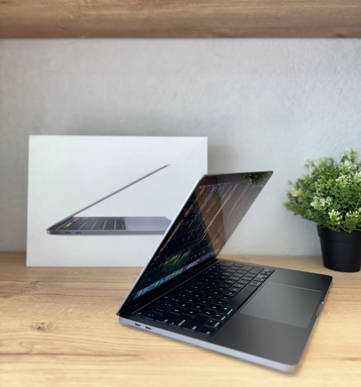 computadoras y laptops - MACBOOK PRO 2020 13¨ 512GB 8GB RAM EN CAJA OFERTA 1