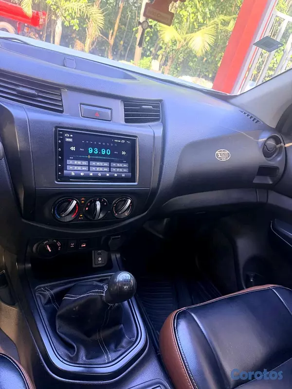 jeepetas y camionetas - Nissan frontier 2023 7