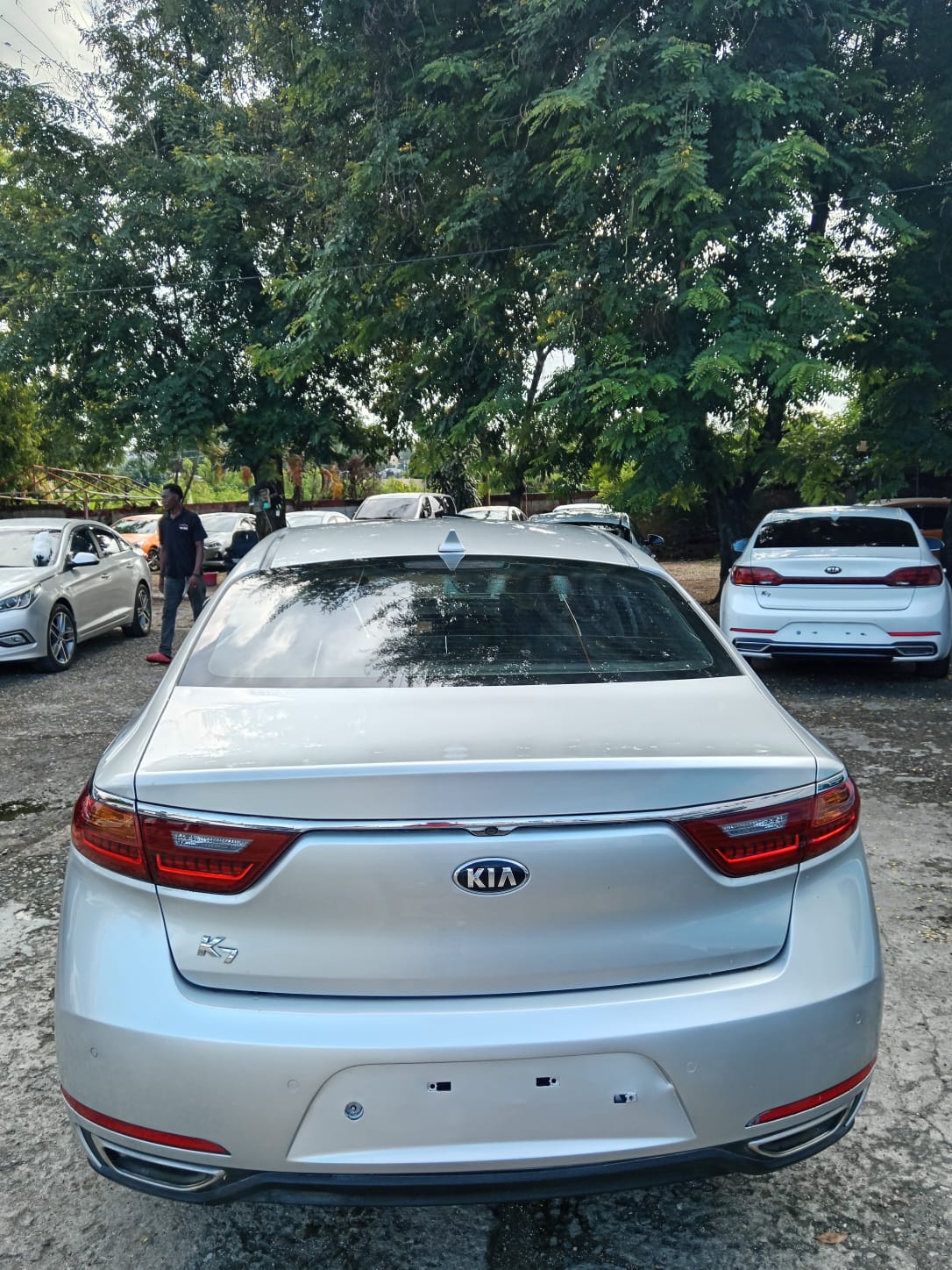 carros - KIA K7 2017 GRIS 4