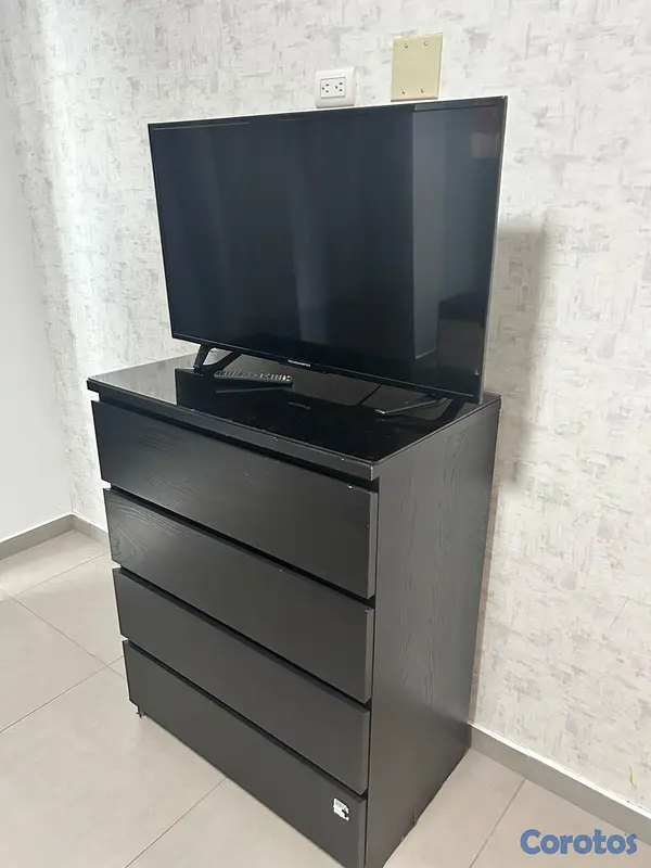 tv - Televisor 40” 3