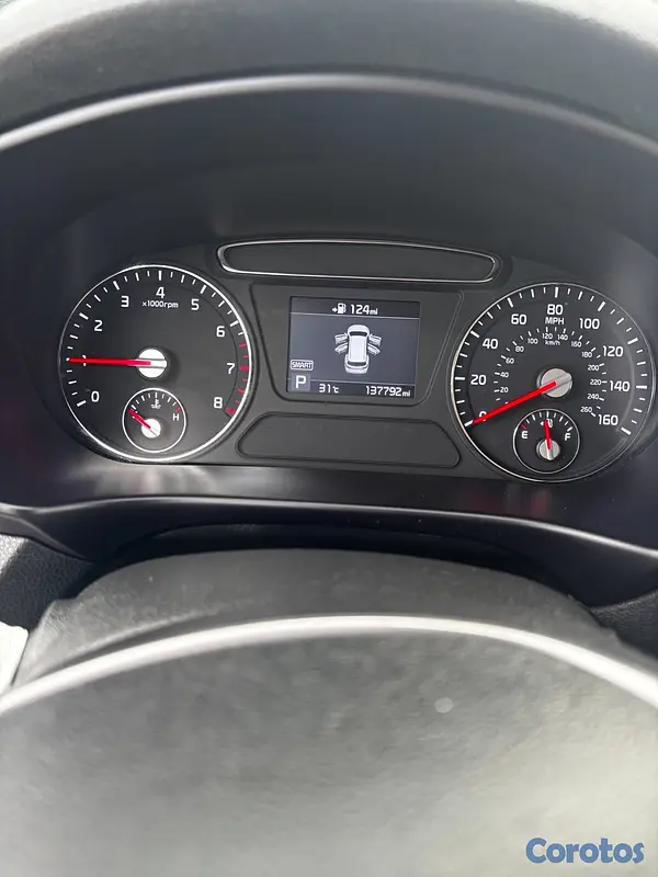 jeepetas y camionetas - Vendo Kia Sorento com nueva  5