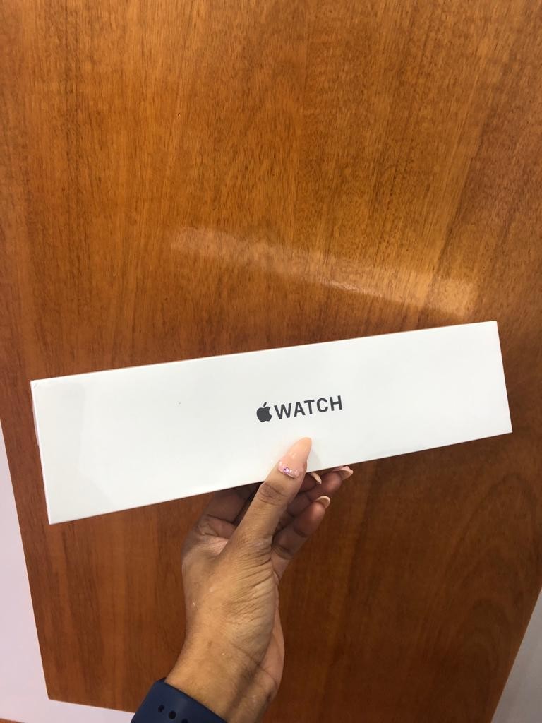 celulares y tabletas - Apple Watch SE de 44mm Sellado 