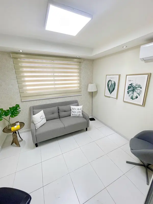 oficinas y locales comerciales - Local en evaristo morales  9