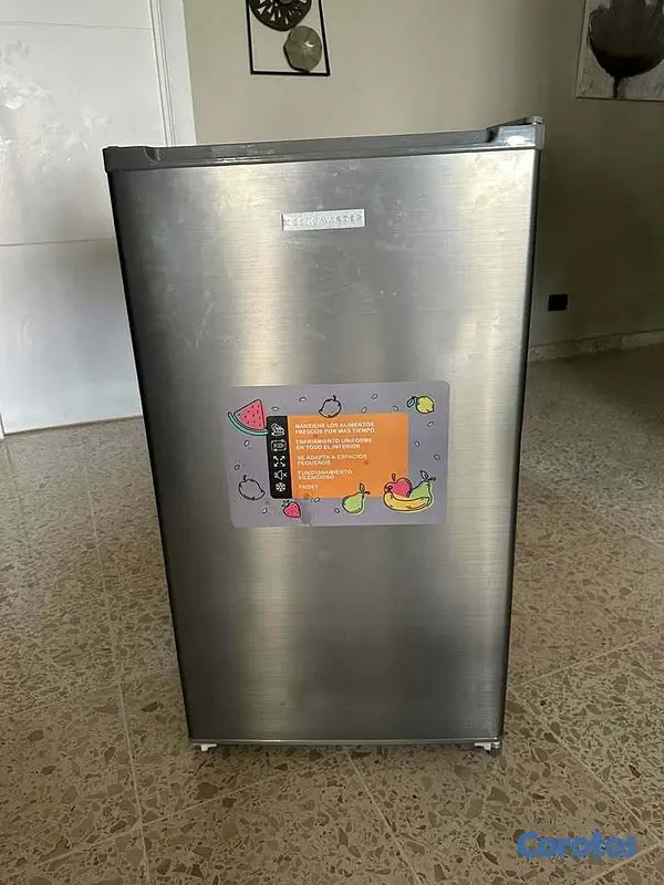 electrodomesticos - Nevera ejecutiva TecnoMaster 1