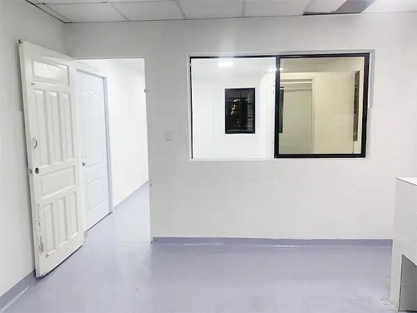 oficinas y locales comerciales - Local primer nivel amplio  3