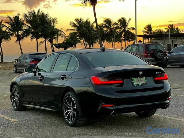 carros - bmw 335i 2020 6