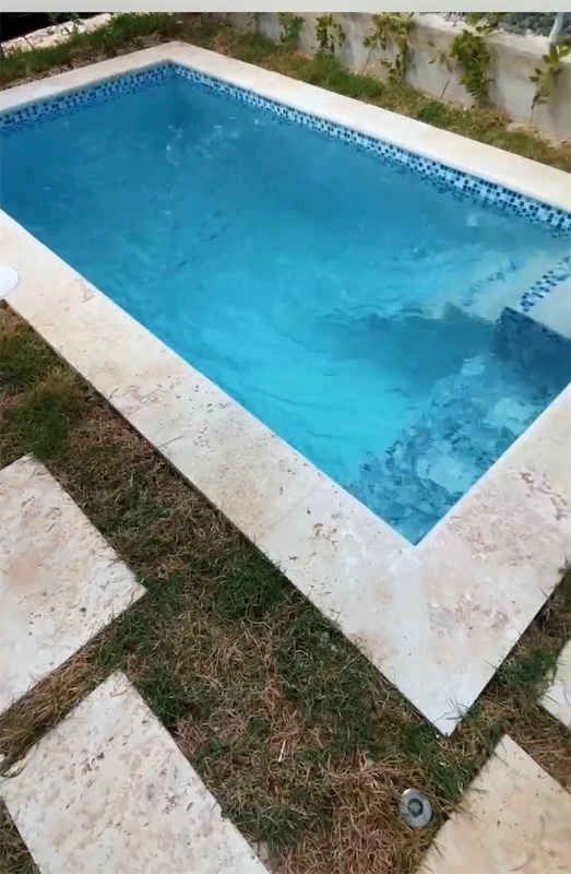 casas vacacionales y villas - Venta de Villa en punta cana con picuzzi incluido zona turística 2