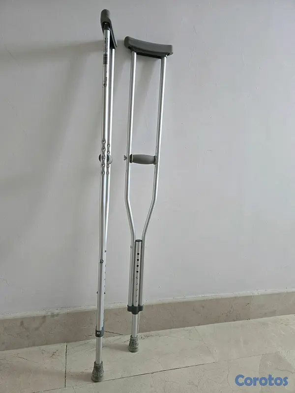 salud y belleza - Muletas Axilares como nuevas, sin golpes, ni roturas 3