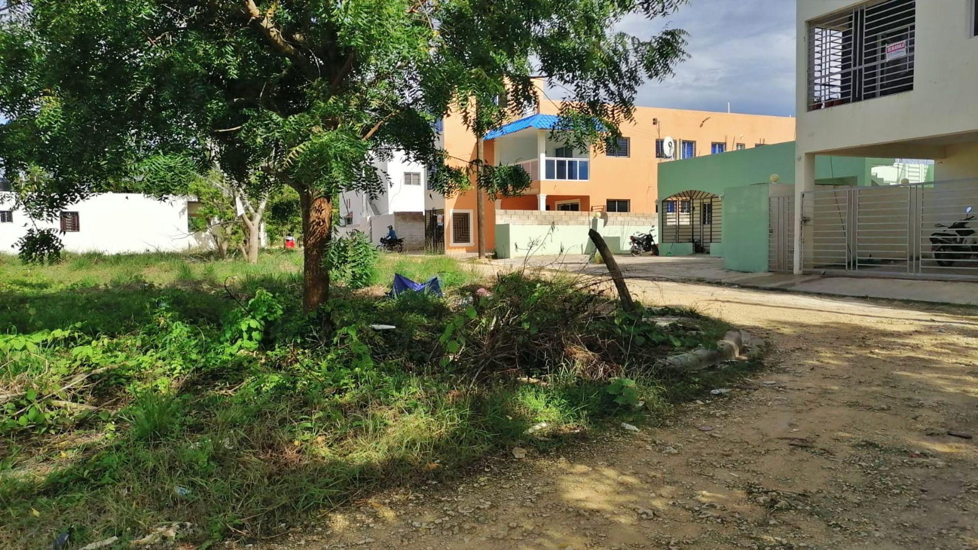 solares y terrenos - Prime 740.15 sqm Lot for Sale in Benerito, La Romana 4