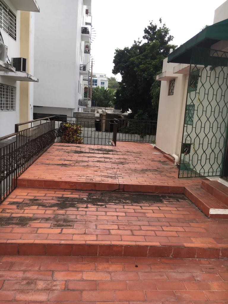 casas - Se vende casa en Av. Independencia 6
