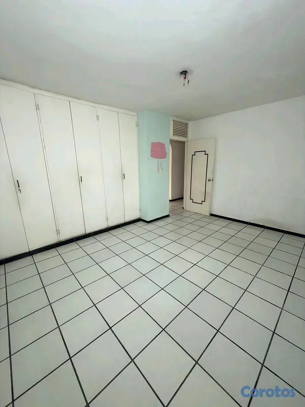oficinas y locales comerciales - alquilo casa comercial próximo al león Jiménez  5
