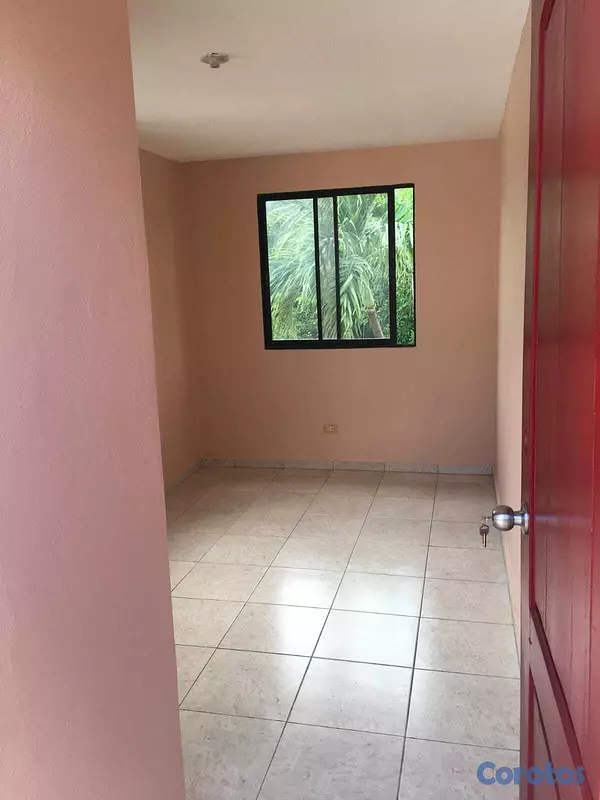 casas - Se vende Amplia Casa En Santiago  9