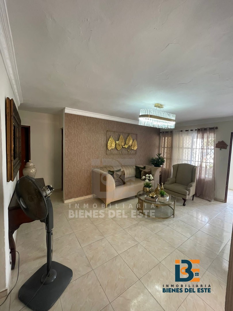 casas - Acogedora propiedad, con excelente ubicación y  Cinco Amplias Habitaciones 2