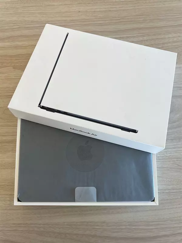 computadoras y laptops - MACBOOK AIR M2 OPEN BOX 256GB SSD 8GB RAM