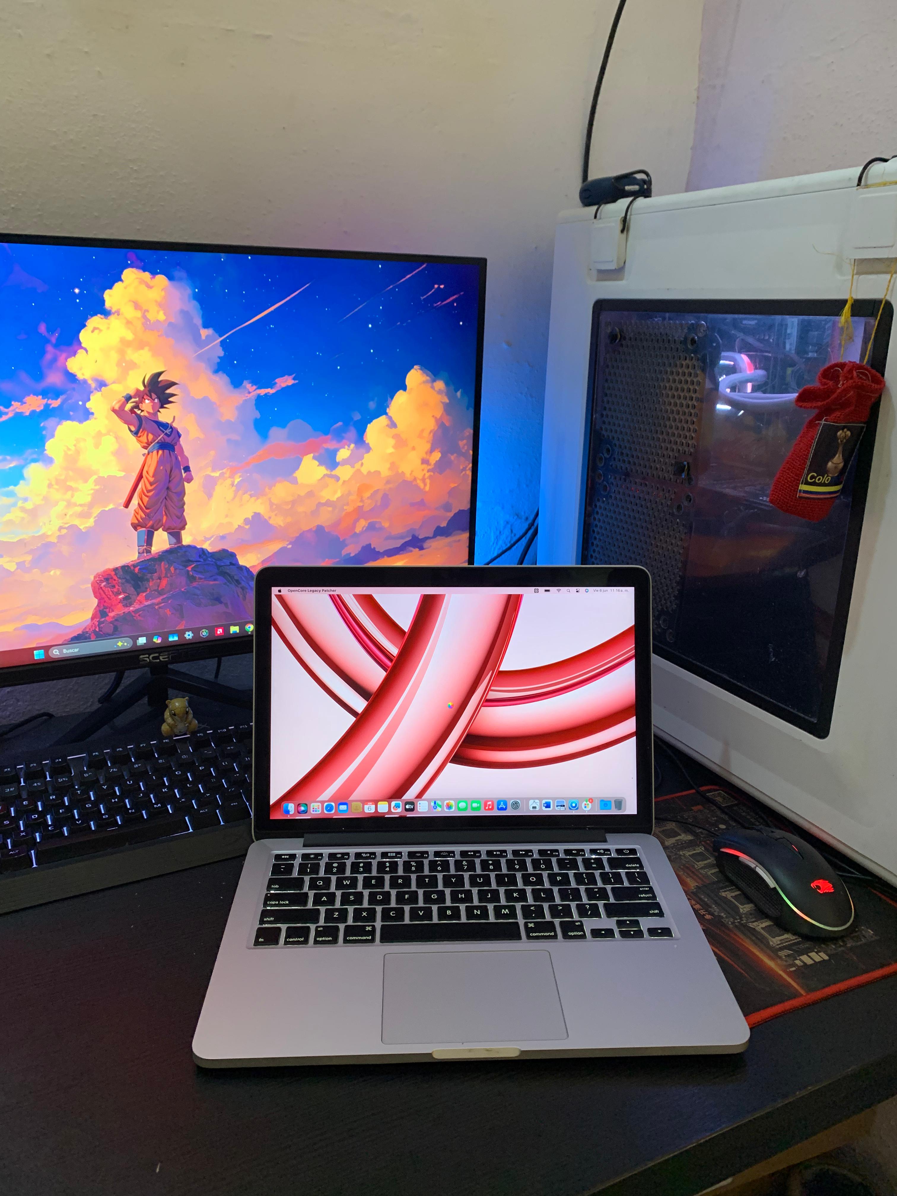 computadoras y laptops - Macbook Pro 2015 16RAM Bateria nueva 5