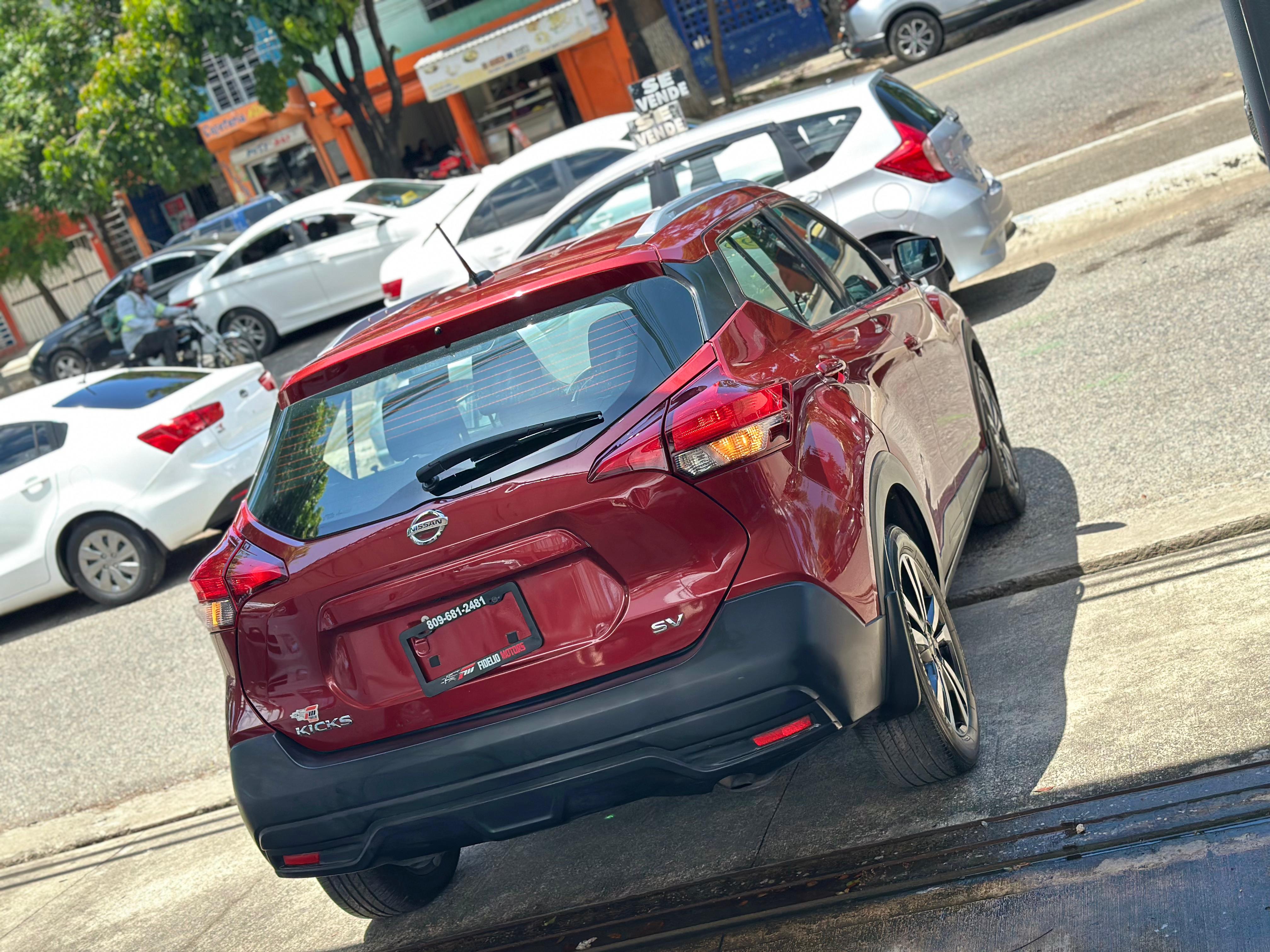 jeepetas y camionetas - 2019 NISSAN KICKS SV CLEAN AMERICANA 1