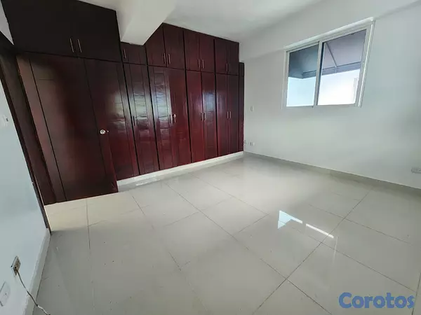 apartamentos - Apartamento amplio en Las Damas 10
