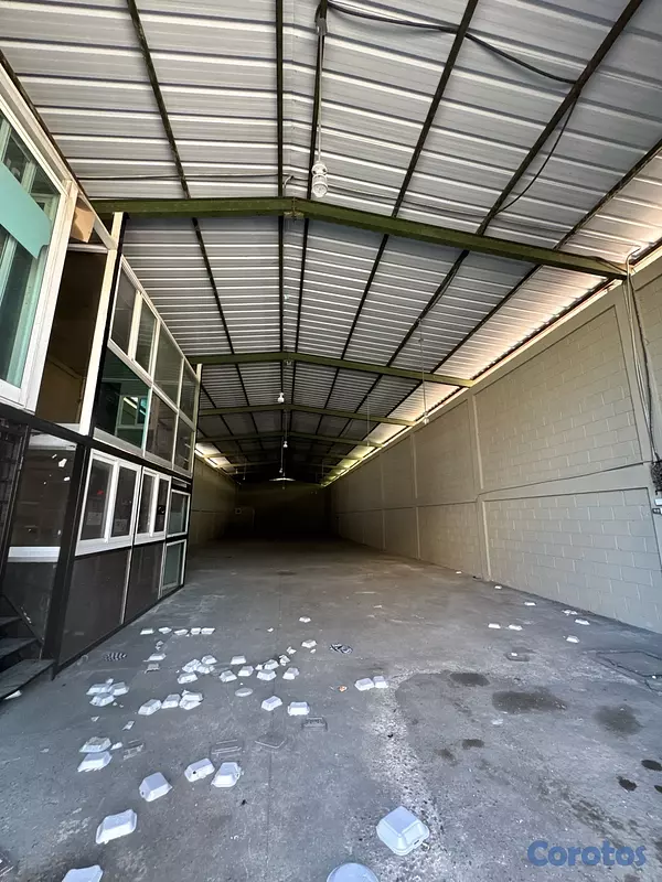 solares y terrenos - NAVE COMERCIAL 3