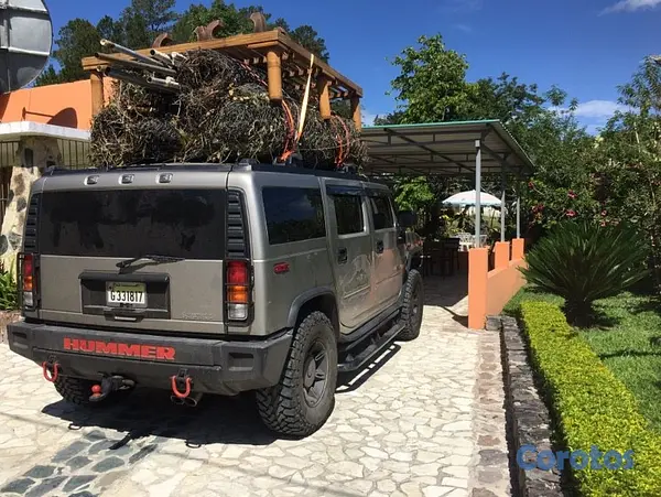 jeepetas y camionetas - VENDO HUMMER H2 3