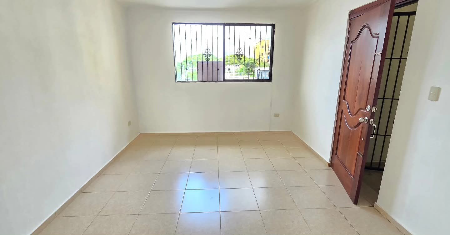 apartamentos - RENTO AMPLIO 3ER PISO EN CERRO DE GURABO CON 2 PARQUEO 6
