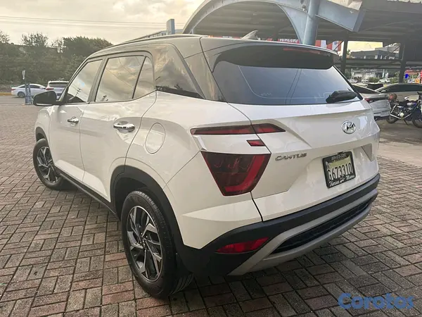 jeepetas y camionetas - hiunday cantus 2023 4